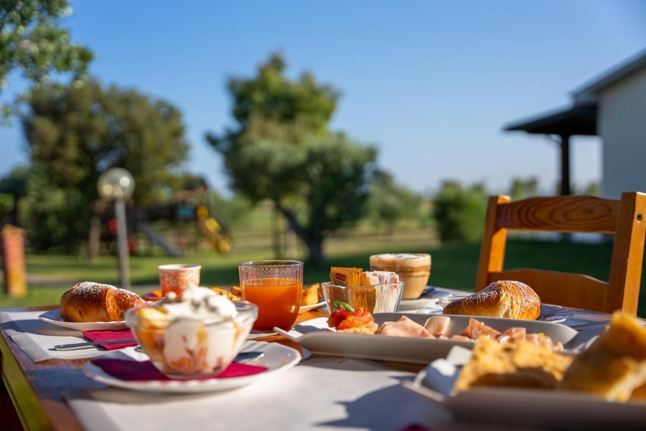 Glamping Gli Etruschi Ξενοδοχείο Πιομπίνο Εξωτερικό φωτογραφία