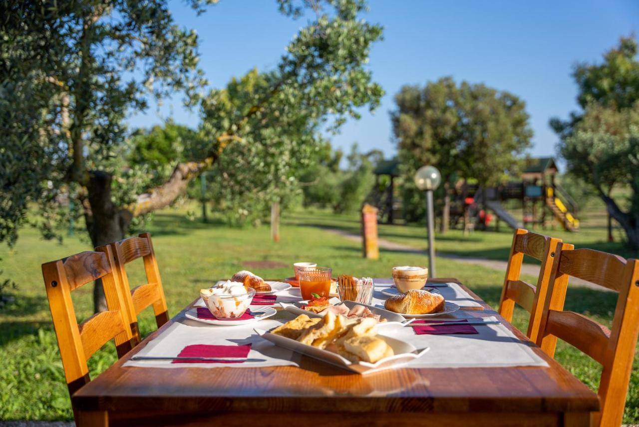 Glamping Gli Etruschi Ξενοδοχείο Πιομπίνο Εξωτερικό φωτογραφία