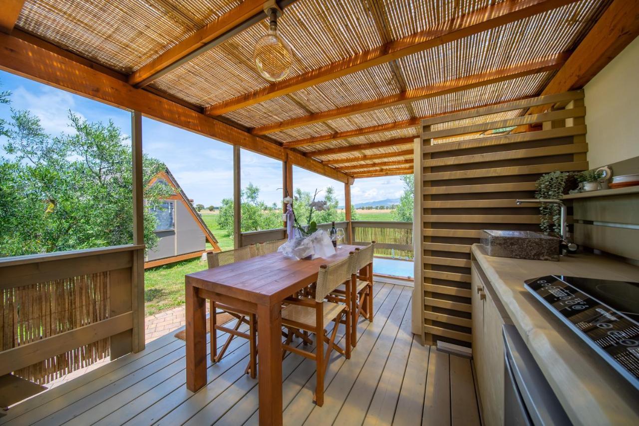 Glamping Gli Etruschi Ξενοδοχείο Πιομπίνο Εξωτερικό φωτογραφία