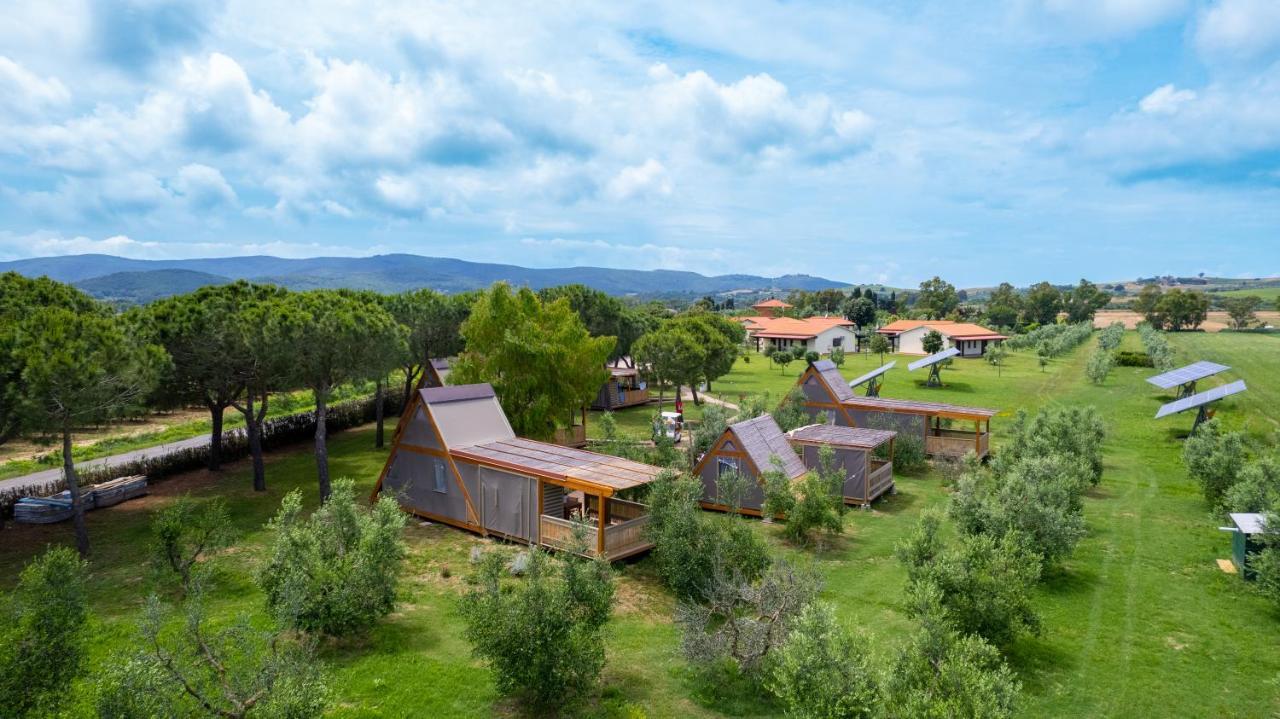 Glamping Gli Etruschi Ξενοδοχείο Πιομπίνο Εξωτερικό φωτογραφία